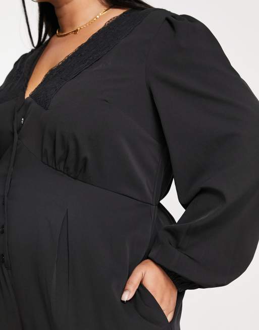 Simply Be – Svart jumpsuit med knäppning, vida ben och spetsdetalj, 2 av 4
