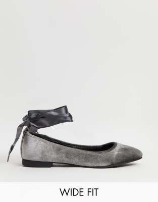 grey ballet pumps