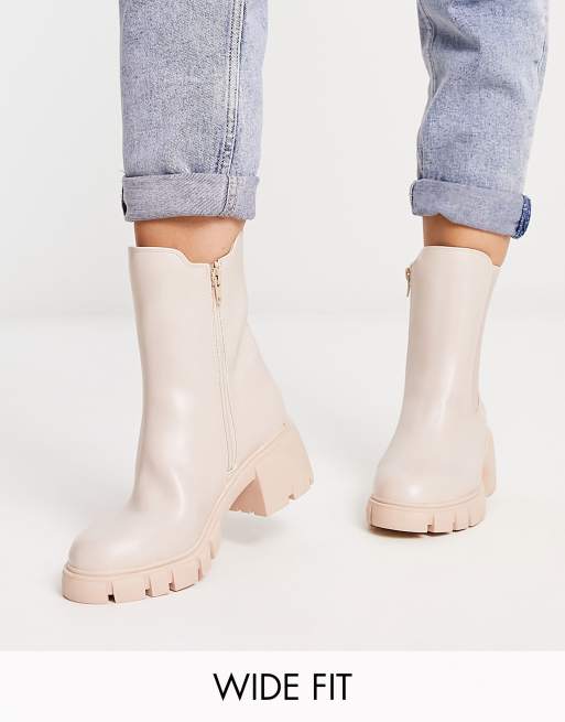 Simply Be Wide Fit cleated block heeled chelsea boot in stone | ASOS