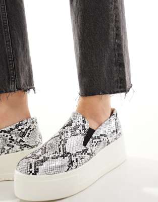 Simply Be Wide Fit Flatform Slip On Sneakers In Neutral