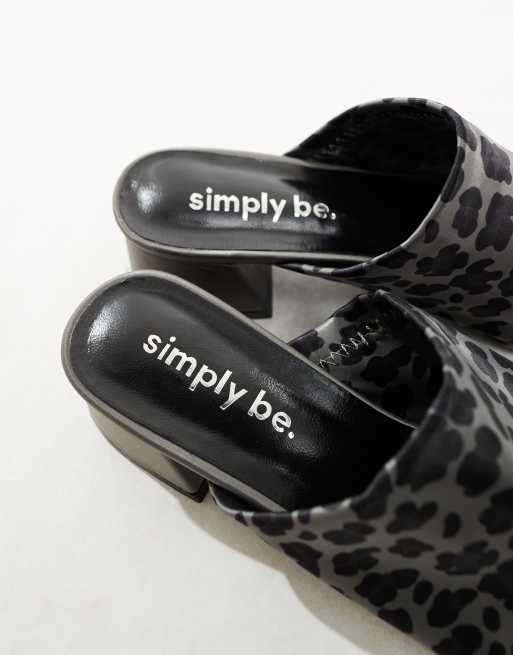 Simply Be Wide Fit heeled sandals in leopard print, 2 of 4