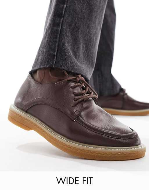 Clarks wide hotsell fit brogues