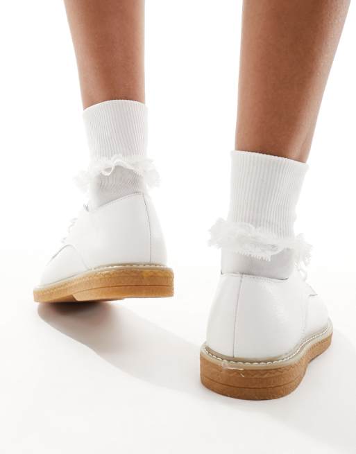 Simply Be Wide Fit lace up brogues in off white, 3 of 4
