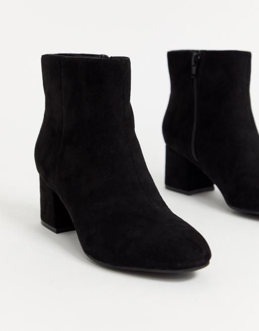 Black low block outlet heel boots