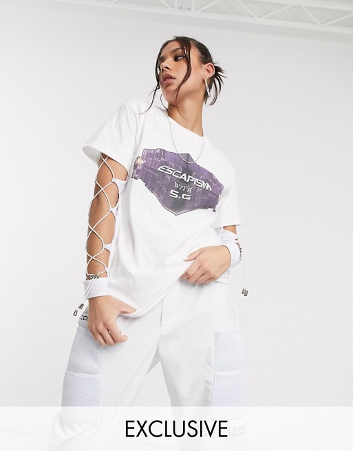 Sinead Gorey oversized t-shirt with escapism graphic