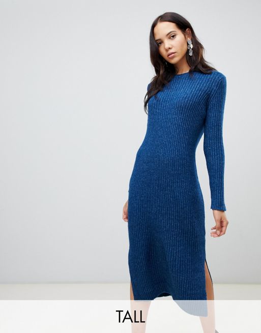 Вязаное синее платье