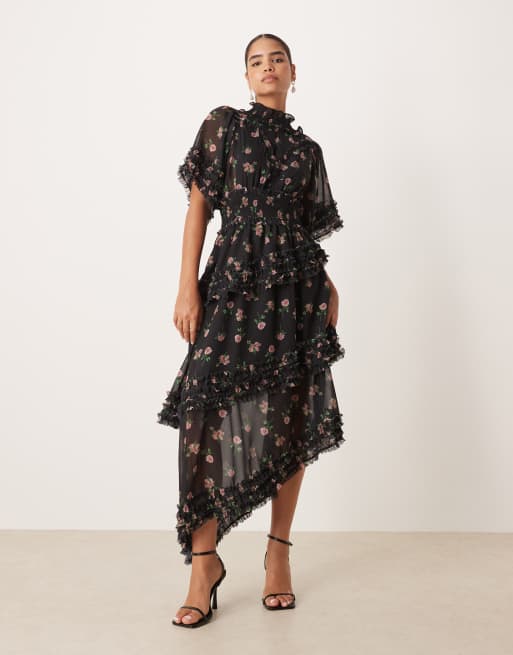 Sister Jane – Asymmetrisches Maxikleid in schwarz geblümt mit geraffter Taille