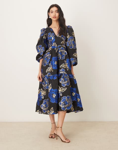 Sister Jane - Blues - Midi jurk in zwart met blauw gebloemd jacquard - view 1