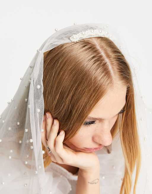 Sister Jane Bridal Dream veil with pearl embellishment, 3 of 4