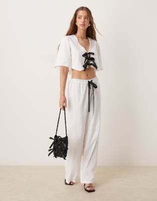 sister jane Sister Jane contrast bow broderie wide leg trousers co-ord in ivory-White