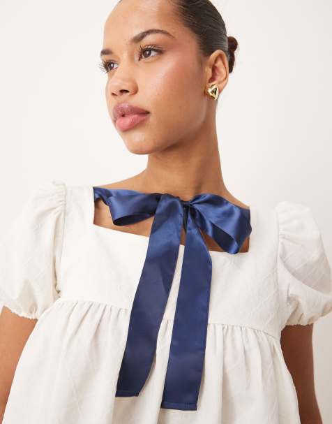 Sister Jane contrast bow top in white - view 1