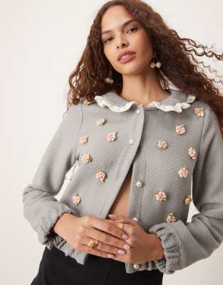 contrast collar knit rose embellished cardigan in gray