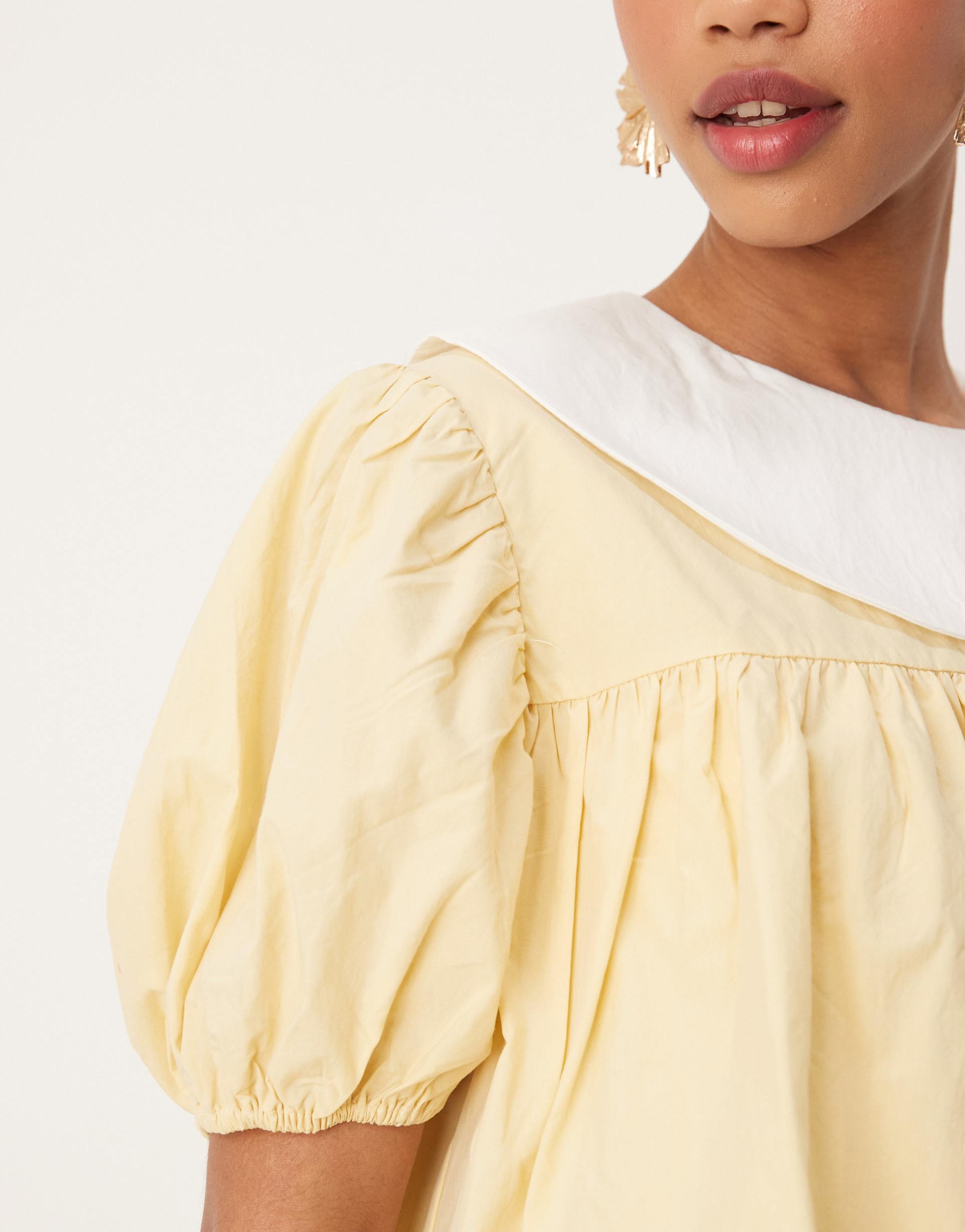 sister jane contrast collar top in pastel yellow