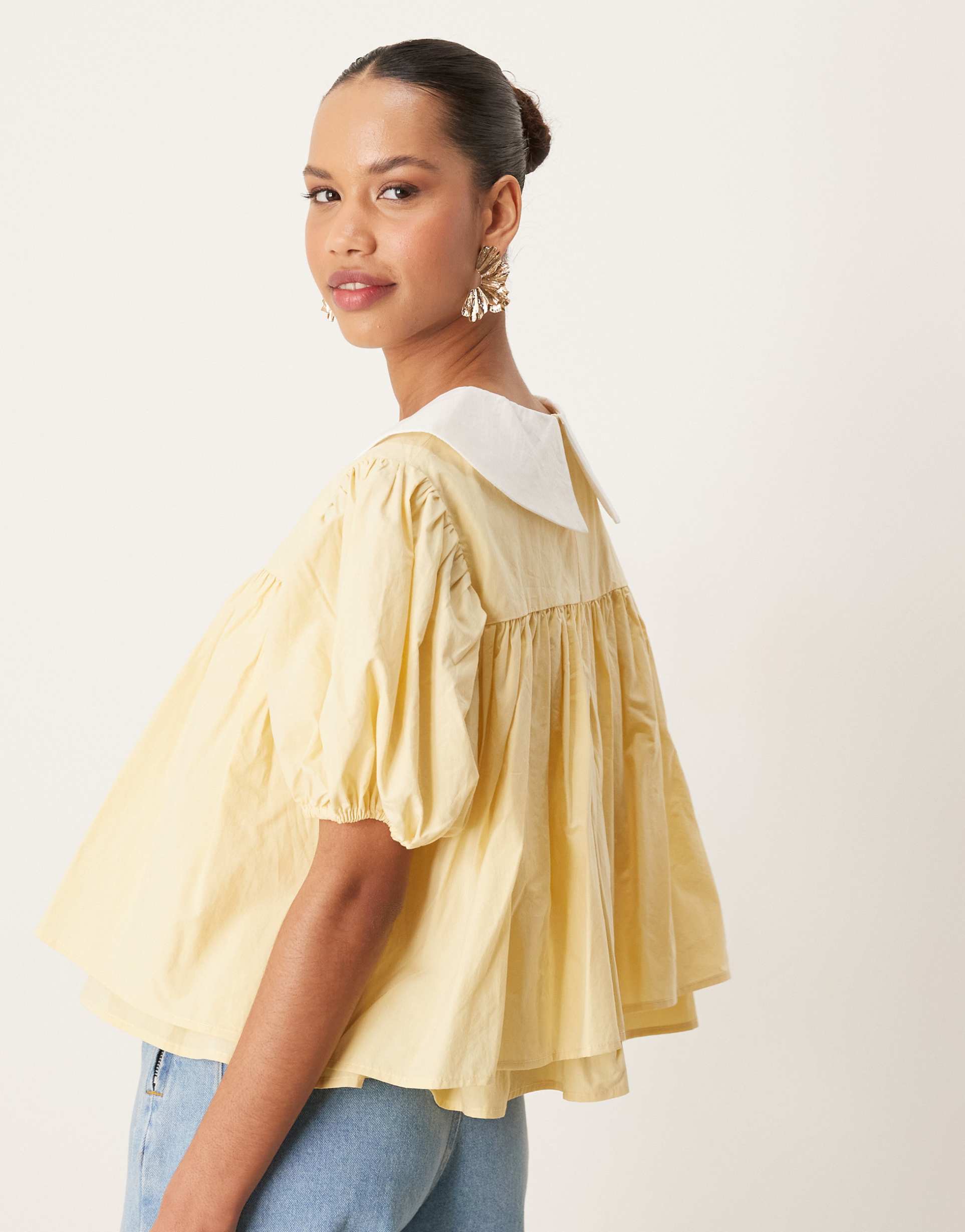 sister jane contrast collar top in pastel yellow