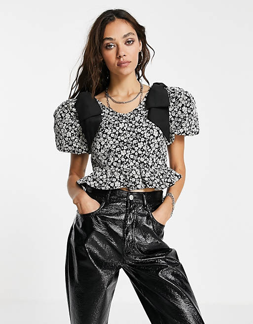 Women Sister Jane crop top with puff sleeves and bows in mono ditsy floral 