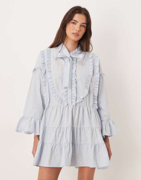 Sister Jane – Dawn – Minikleid aus reiner Baumwolle in Blau mit Nadelstreifen, Schluppe und Trompetenärmeln - view 1