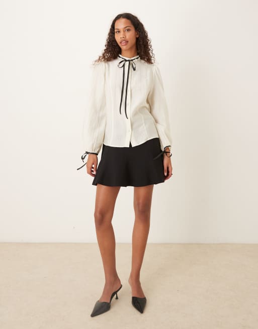 Sister Jane Encore textured bow and faux-pearl trim blouse in