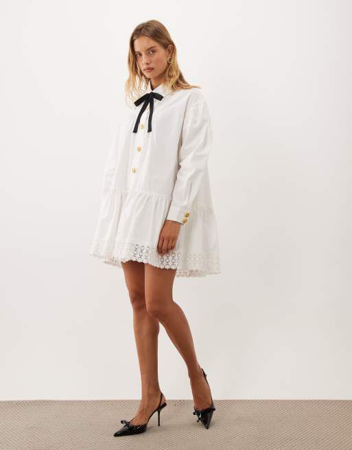 Sister Jane Endora robe courte à taille basse à manches longues avec détail col en coton, blanche, 3 de 4