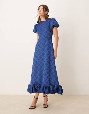 Sister Jane - Exklusives, wadenlanges Kleid in Mitternachtsblau mit Schleifenprint und Ballonsaum-Marineblau