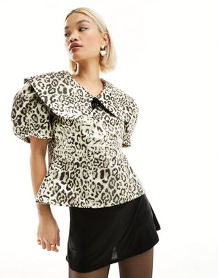 Sister Jane Fame leopard top with oversized collar in metallic leopard print - ASOS Price Checker