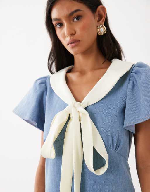 Sister Jane – Kasos – Kurzärmliges Mini-Jeanskleid in Hellblau mit Schleifendetail, 3 von 4