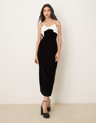 - Sister Jane Kelly black 28690₽