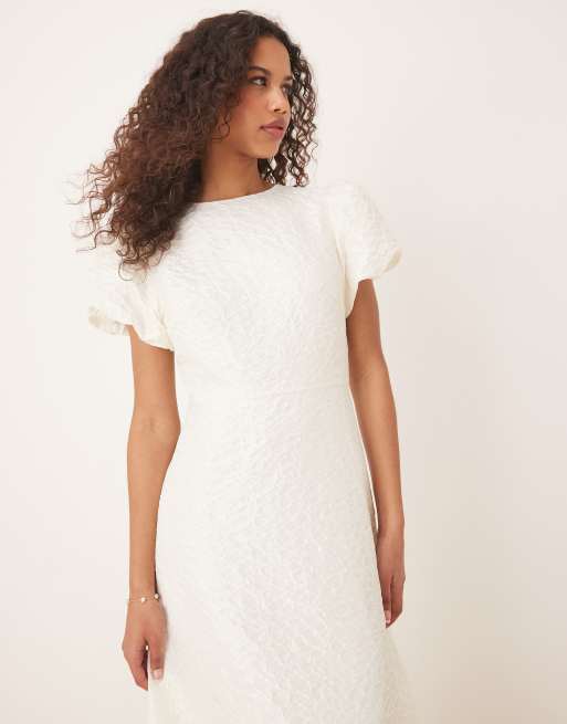 Sister Jane – Maxikleid in Elfenbeinweiß mit Puffärmeln und Ballonsaum, 2 von 4