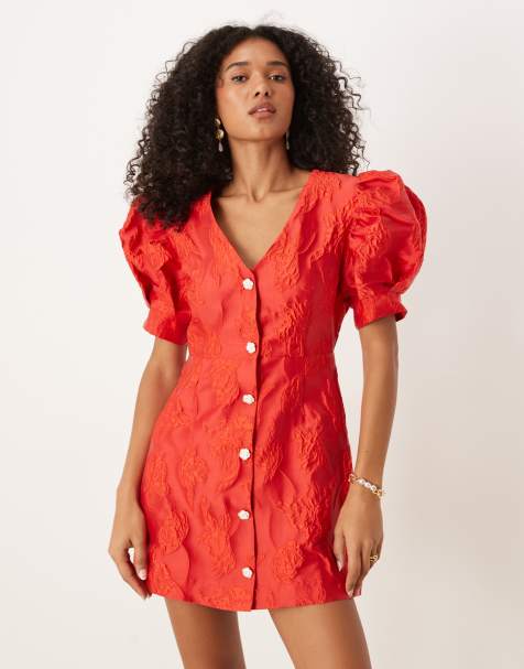 Sister Jane – Minikleid in Rot mit Jacquardmuster und Strassknöpfen - view 1