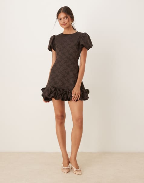 Sister Jane – Minikleid in Schokobraun mit Puffärmeln und Ballonsaum - view 1