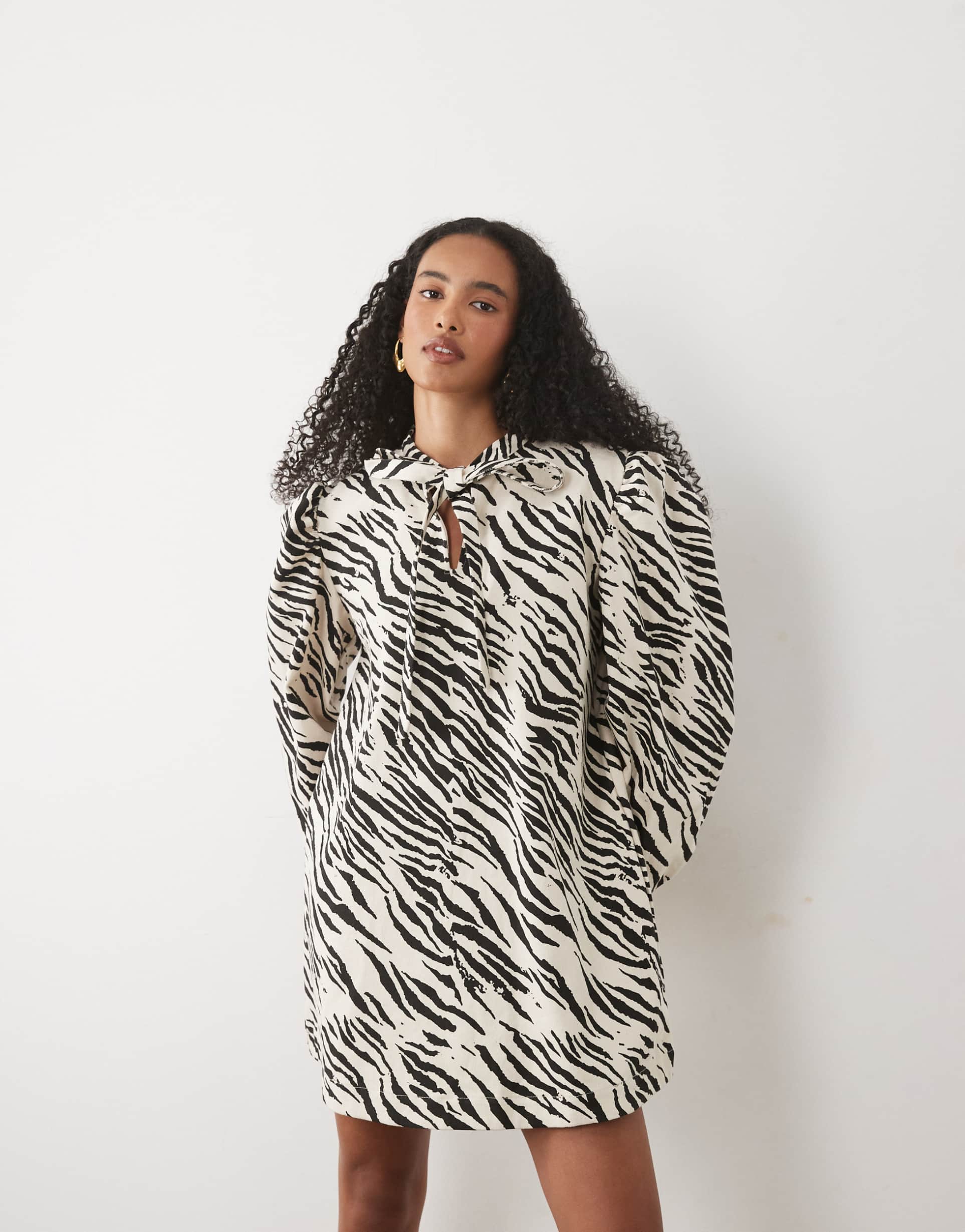 sister jane nuit tie collar detail long sleeve mini dress in ivory zebra - part of a set