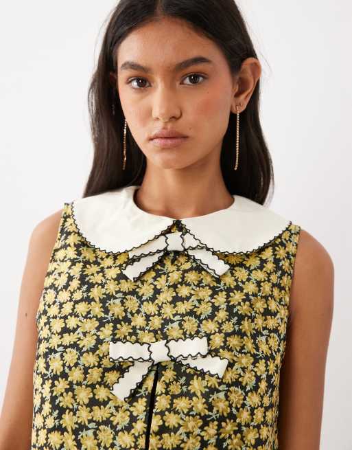 Sister Jane - Olive - Blouse sans manches en jacquard fleuri avec col à basque - Jaune, 3 de 4
