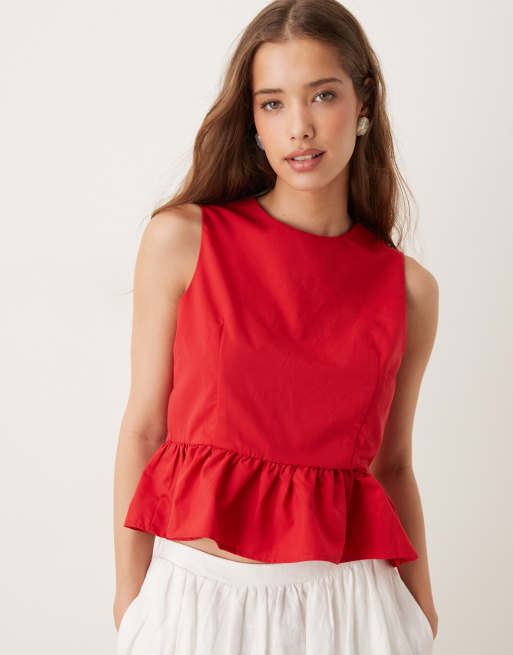 UN3D.　BACK OPEN PEPLUM OP 36 Sister Jane open back peplum top in red | ASOS