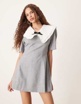 oversized collar mini dress in gray