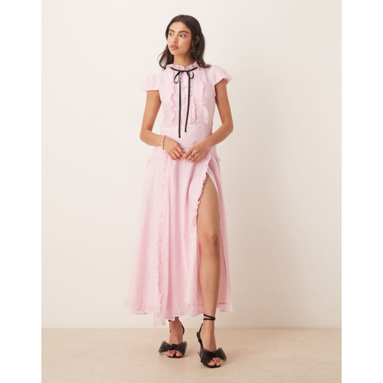 208662128-1-lightpink?$n_750w$