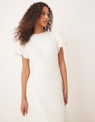 Sister Jane puff sleeve bubble hem maxi dress in ivory
