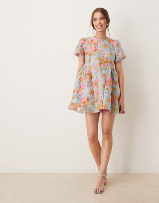 Sister Jane - Robe courte en jacquard à manches bouffantes - Doré, 2 de 4