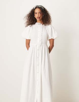 ruffle maxi dress in ivory-White