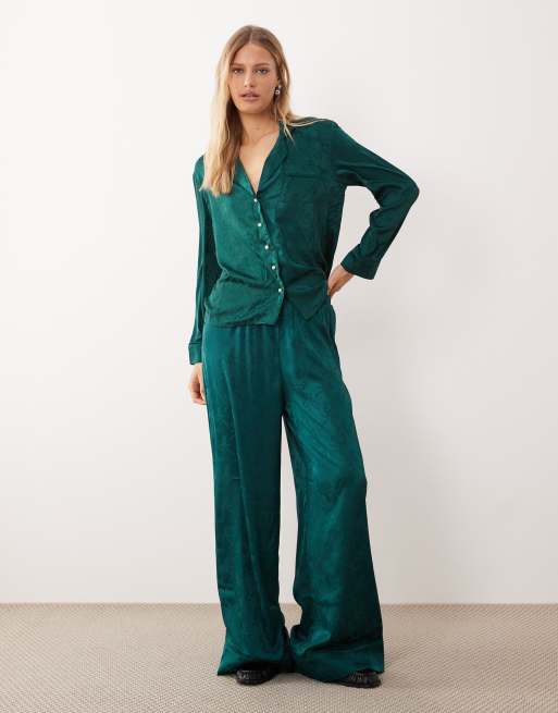 Sister Jane satin pyjama shirt co-ord in emerald bow print, 2 of 4