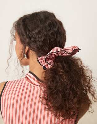 sister jane Sister Jane stripe hair scrunchie in pink