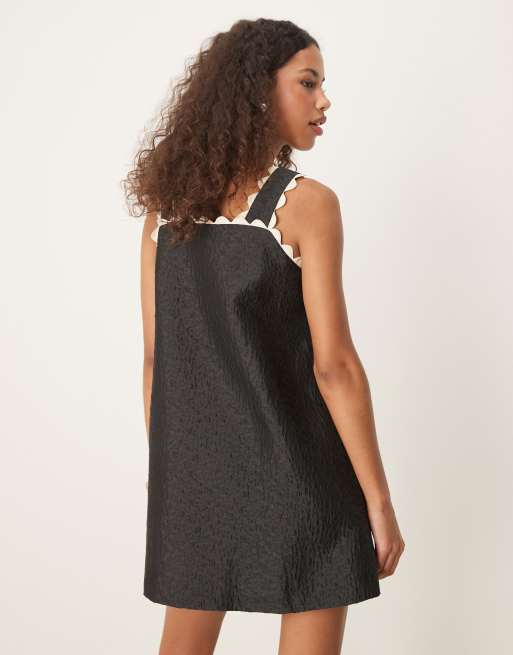 新品未使用✨sister jane ジャカード ハート ミニドレス ブラック Sister Jane swallow heart embroidered mini dress in black | ASOS