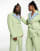 Thumbnail 1 van 4