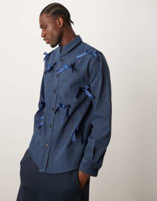 unisex bow embroidered shirt in denim-Blue