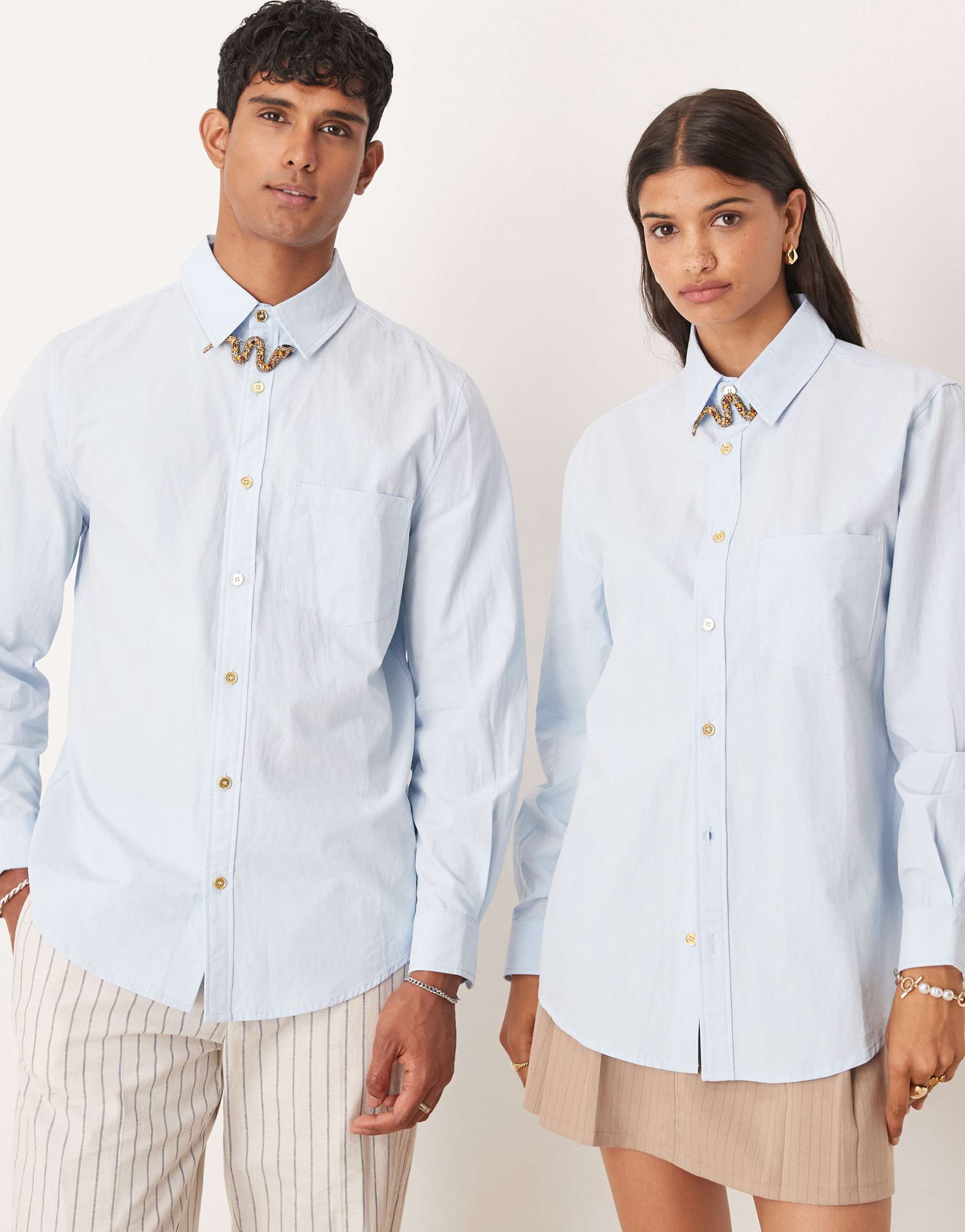 sister jane unisex shirt with snake brooch in powder blue
