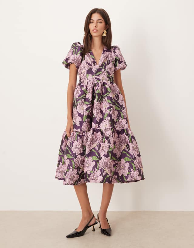 Sister Jane V-neck floral jacquard midi dress in purple | ASOS