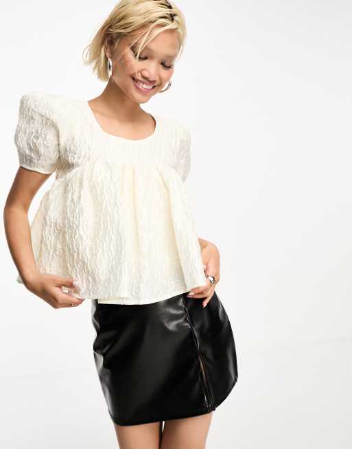 Sister Jane – Vit babydoll-topp i jacquard
