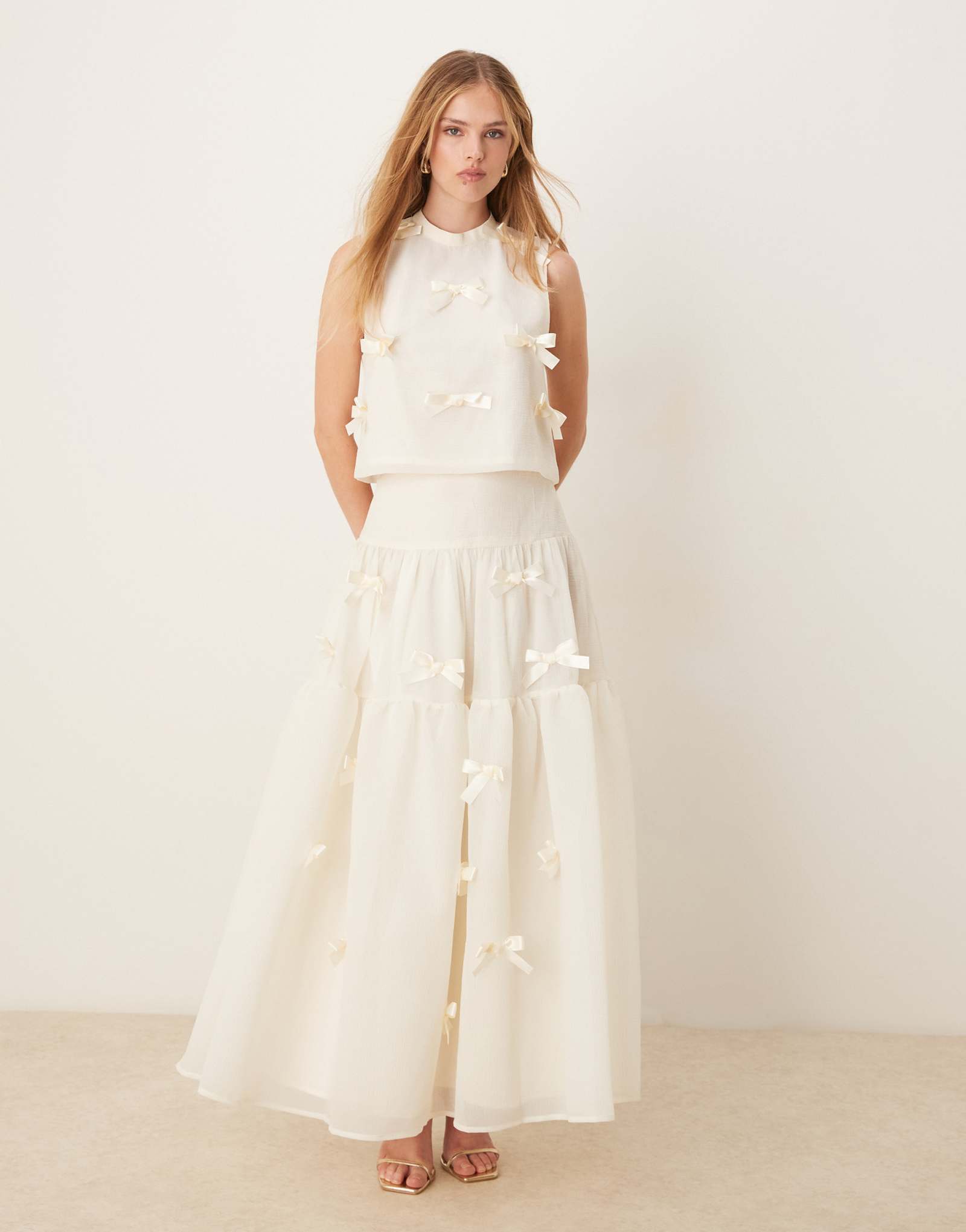Белый топ с бантом от Sister Jane x ASOS