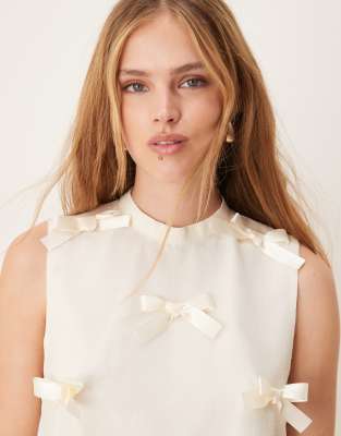 Sister Jane X Asos Bow Top In White