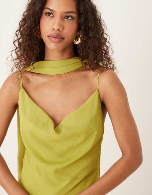 Six Stories – Asymmetrisches Minikleid in Olivgrün mit Schalausschnitt, 3 von 4