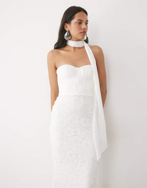 Six Stories Braut-Maxikleid aus Spitze mit Bandeau und Schaldetail in Weiß, 4 von 4