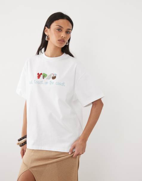 Six Stories Bridal embellished beaded ""last toast on the coast"" t-shirt in white - view 1